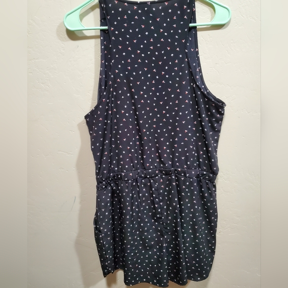 Paper Crane Abstract Triangle Print Sleeveless Romper - Picture 2 of 4